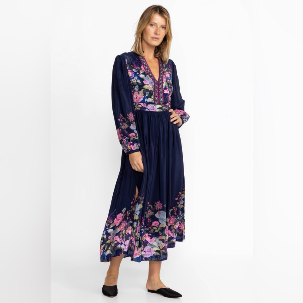 Johnny Was Navy Floral Long Sleeve Valeria Silk Maxi Dress Petite Medium.